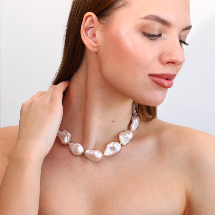 "SOLO BAROQUE" İNCİ KOLYE