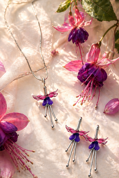 FUSCHIA