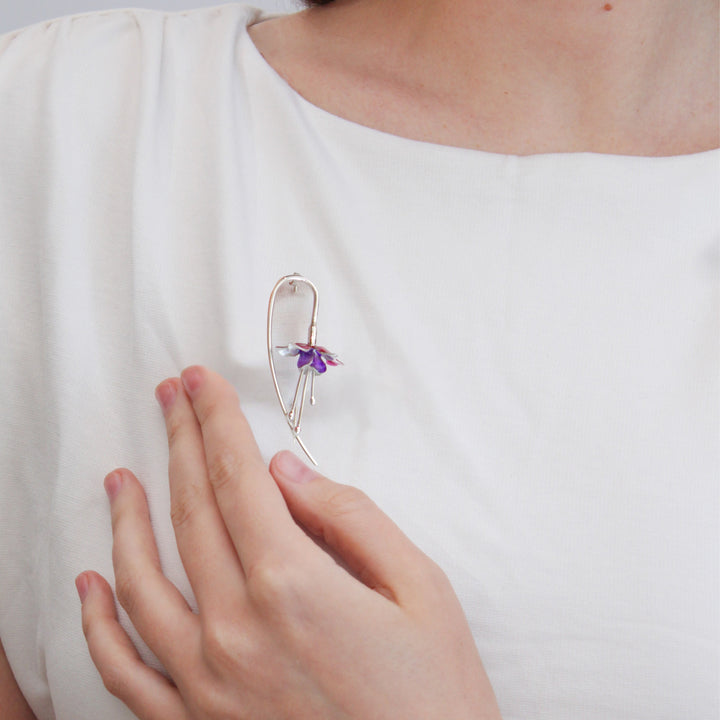 Tek Dal Fuşya Broş