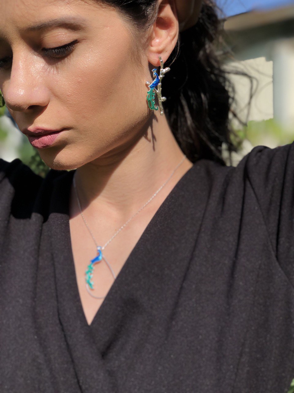 Ağaç Dalında Tavus Kuşu Küpe